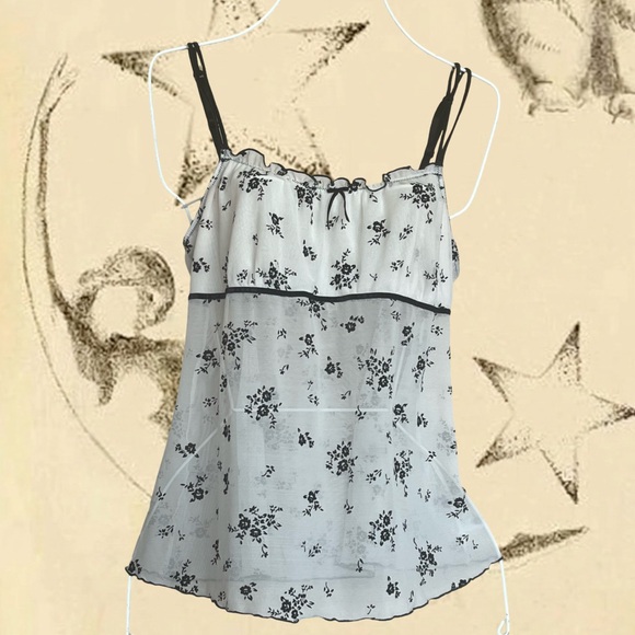 Gilligan & O'Malley Tops - Sheer White Mesh Cami w/ Black Velvet Florals 🖤